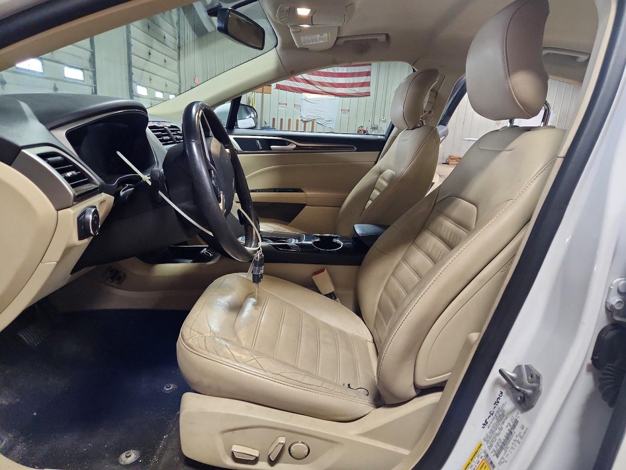 2014 FORD FUSION SE photo 7