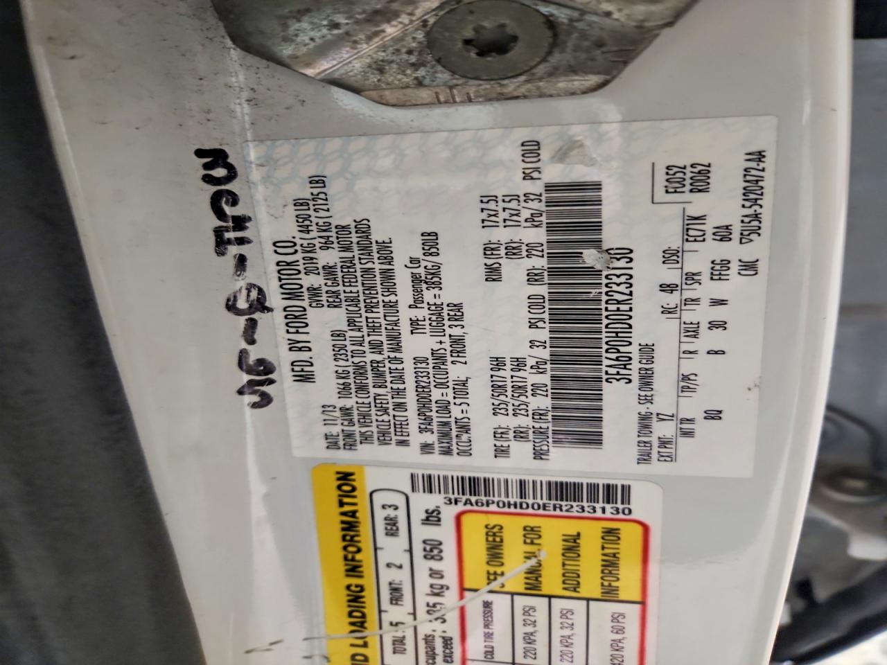 2014 FORD FUSION SE photo 13