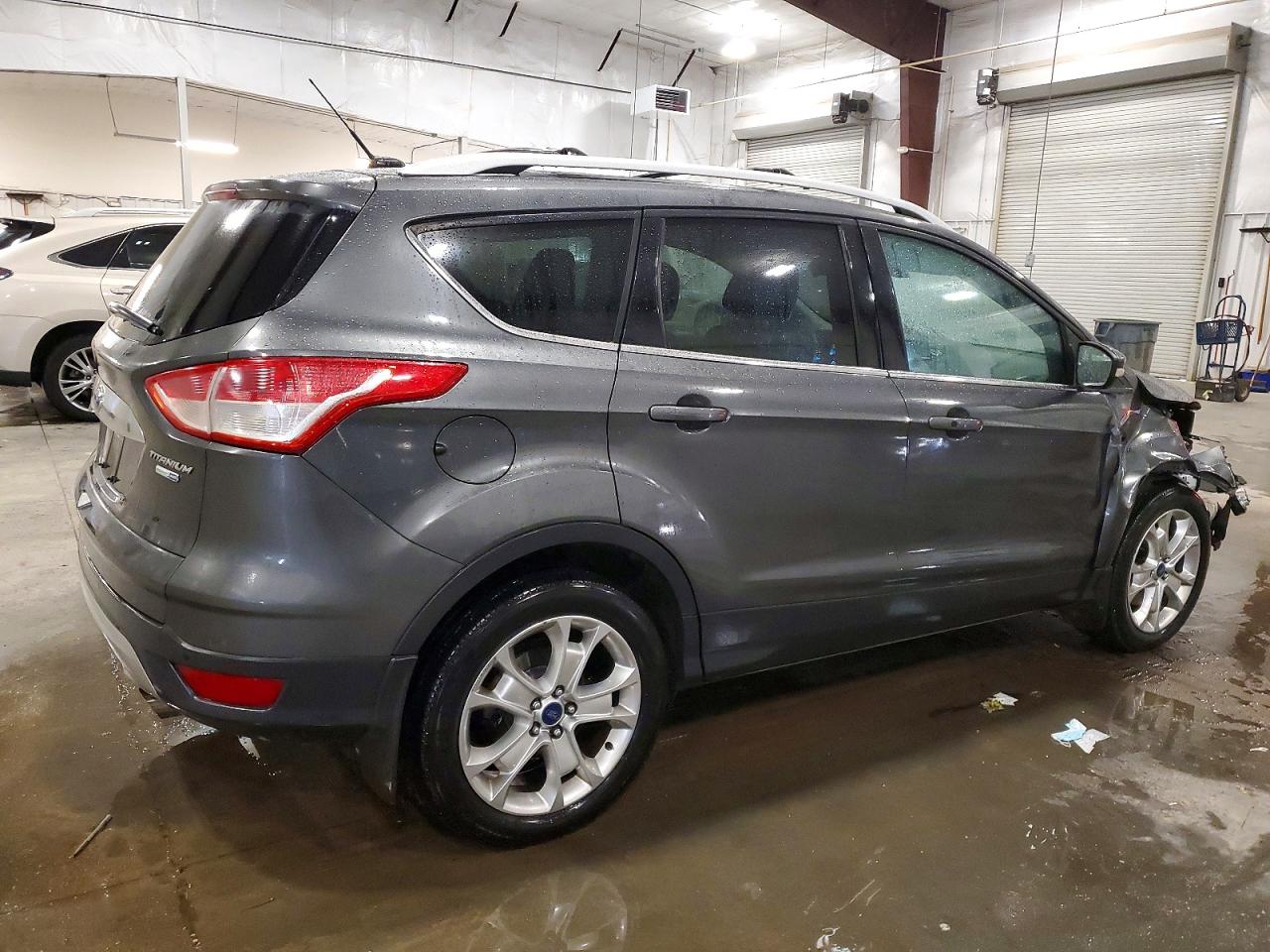 2016 FORD ESCAPE TITANIUM photo 3