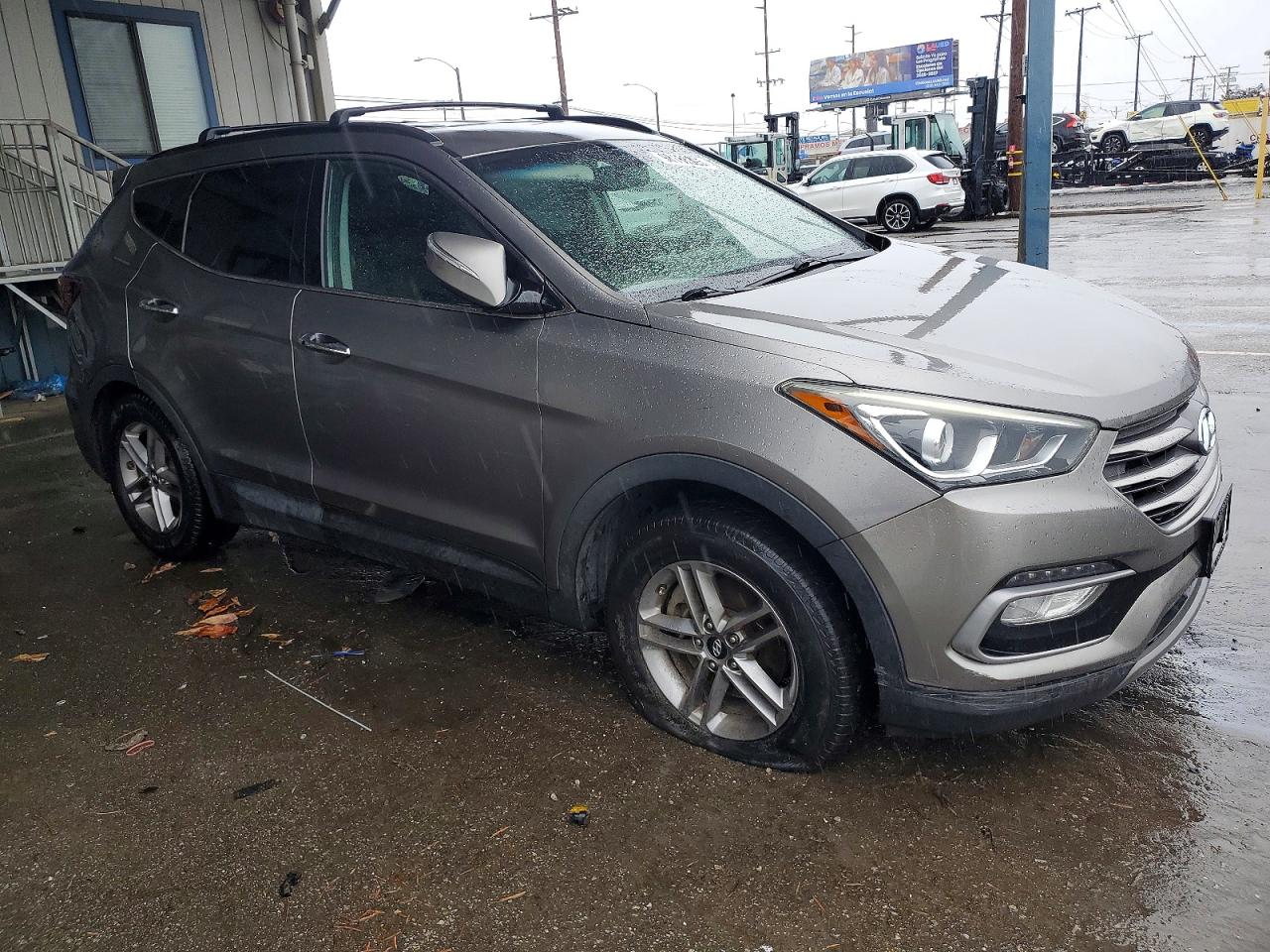 2017 HYUNDAI SANTA FE SPORT photo 4