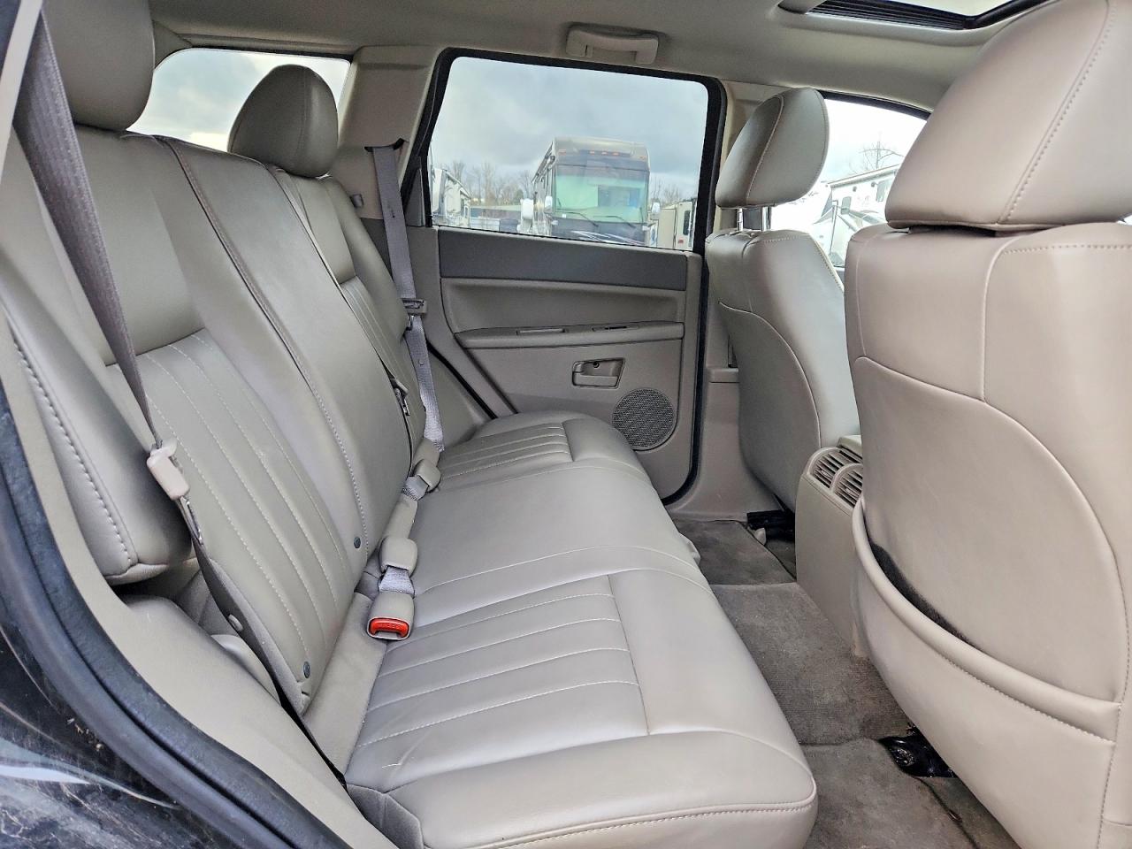 2007 JEEP GRAND CHEROKEE LAREDO photo 10