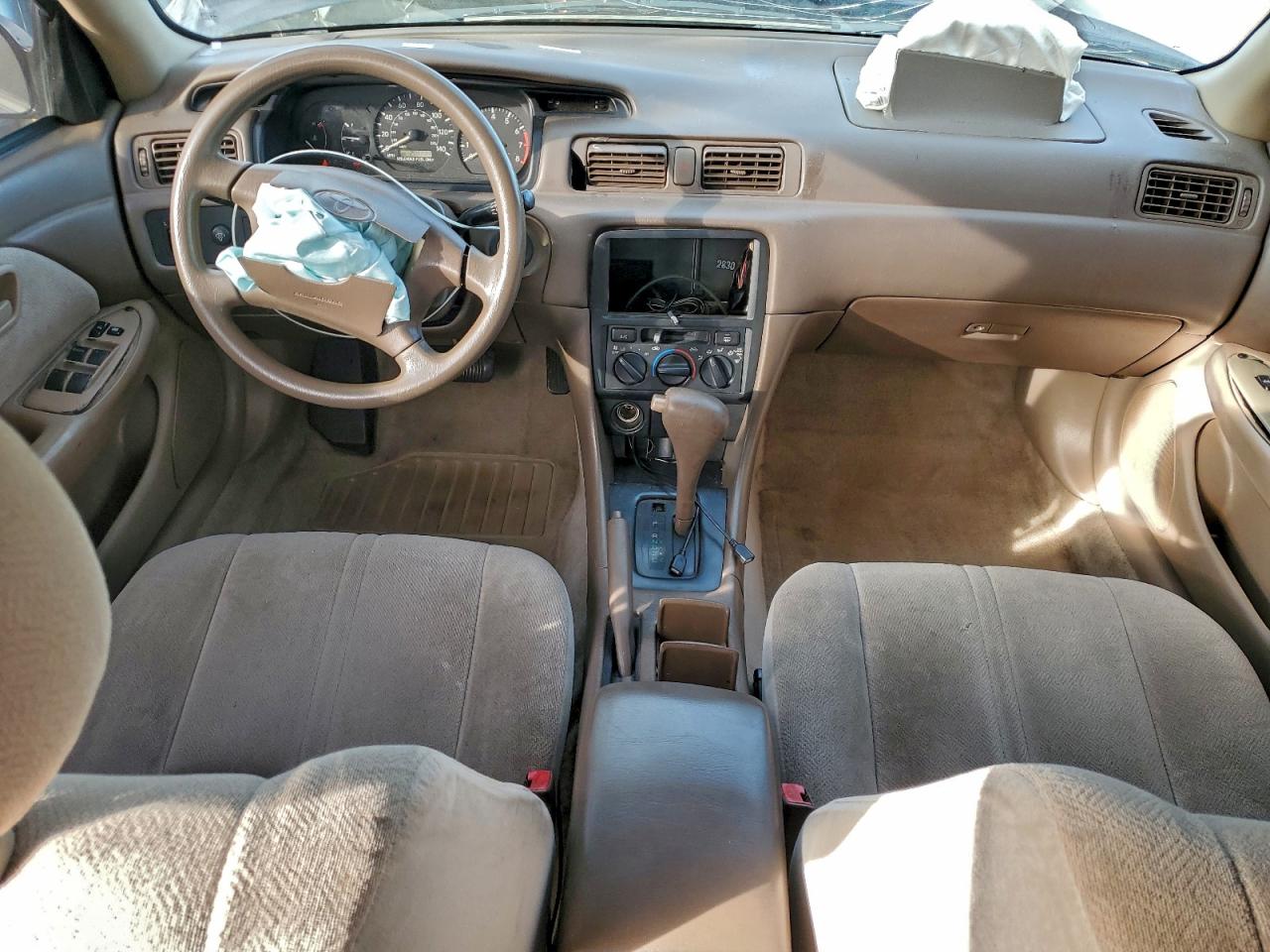 1999 TOYOTA CAMRY CE photo 8