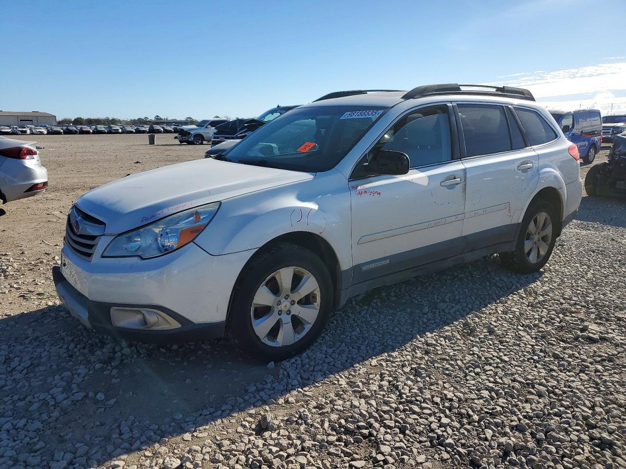 2012 SUBARU OUTBACK