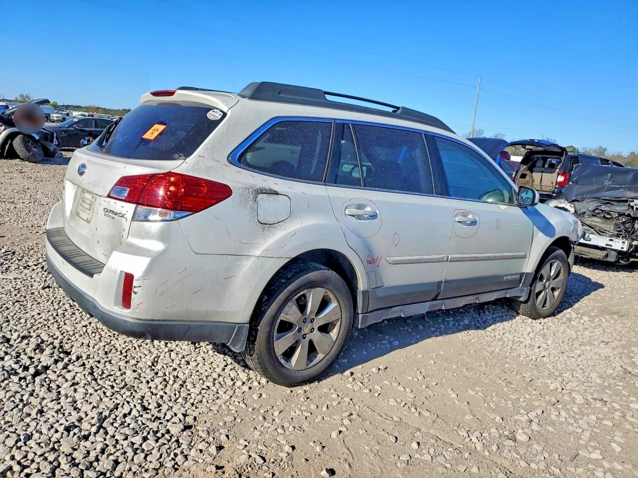 2012 SUBARU OUTBACK 2.5I PREMIUM photo 3