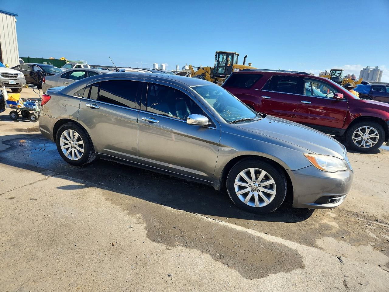 2013 CHRYSLER 200 LIMITED photo 4