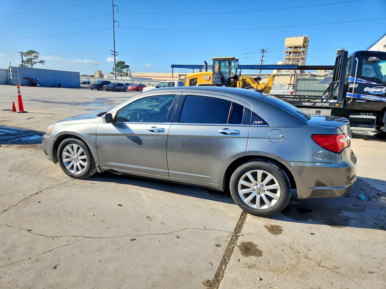 2013 CHRYSLER 200 LIMITED photo 2