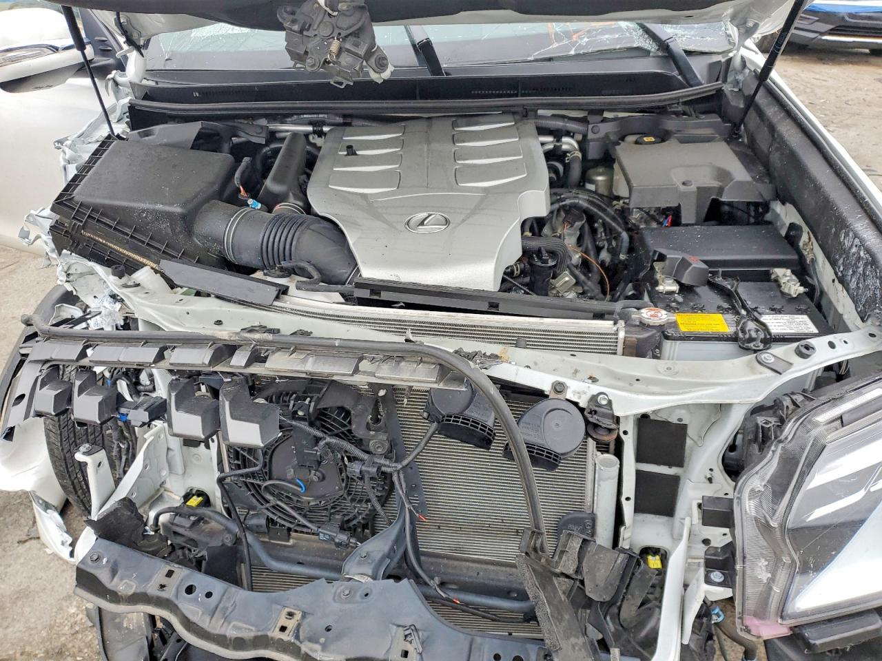 2023 LEXUS GX 460 photo 12