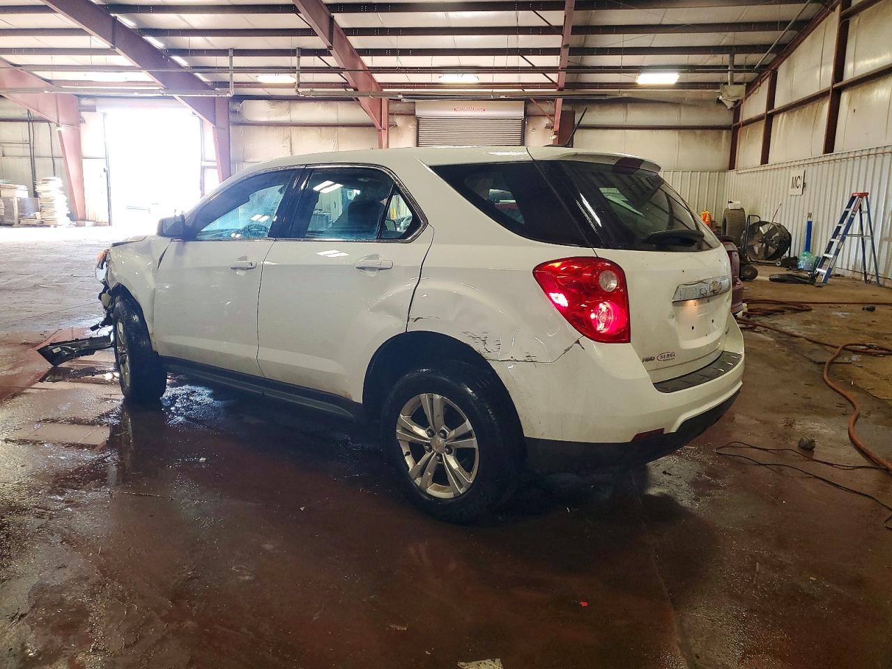 2015 CHEVROLET EQUINOX LS photo 2