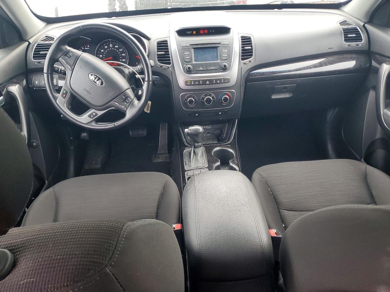 2014 KIA SORENTO LX photo 8