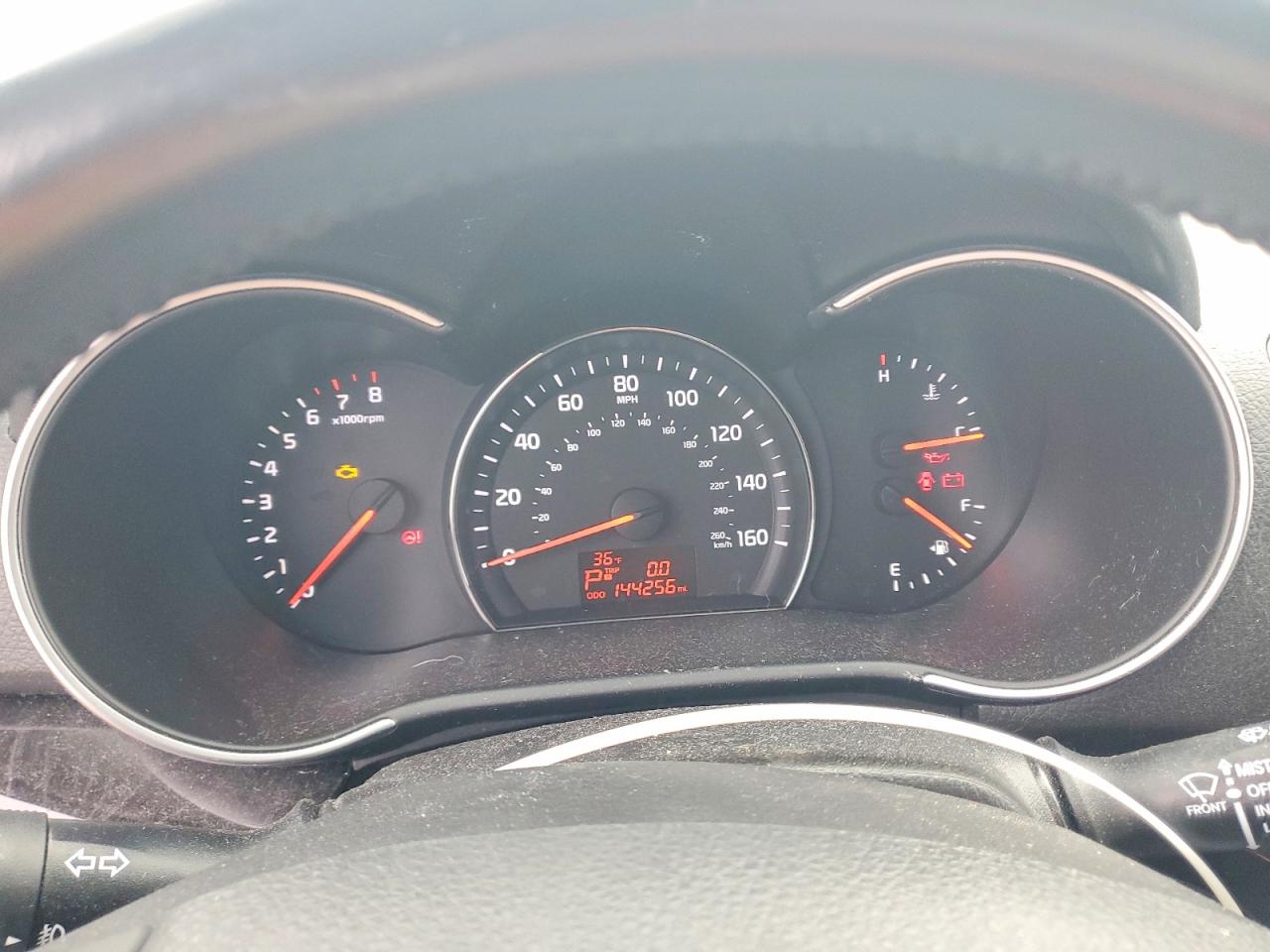 2014 KIA SORENTO LX photo 9