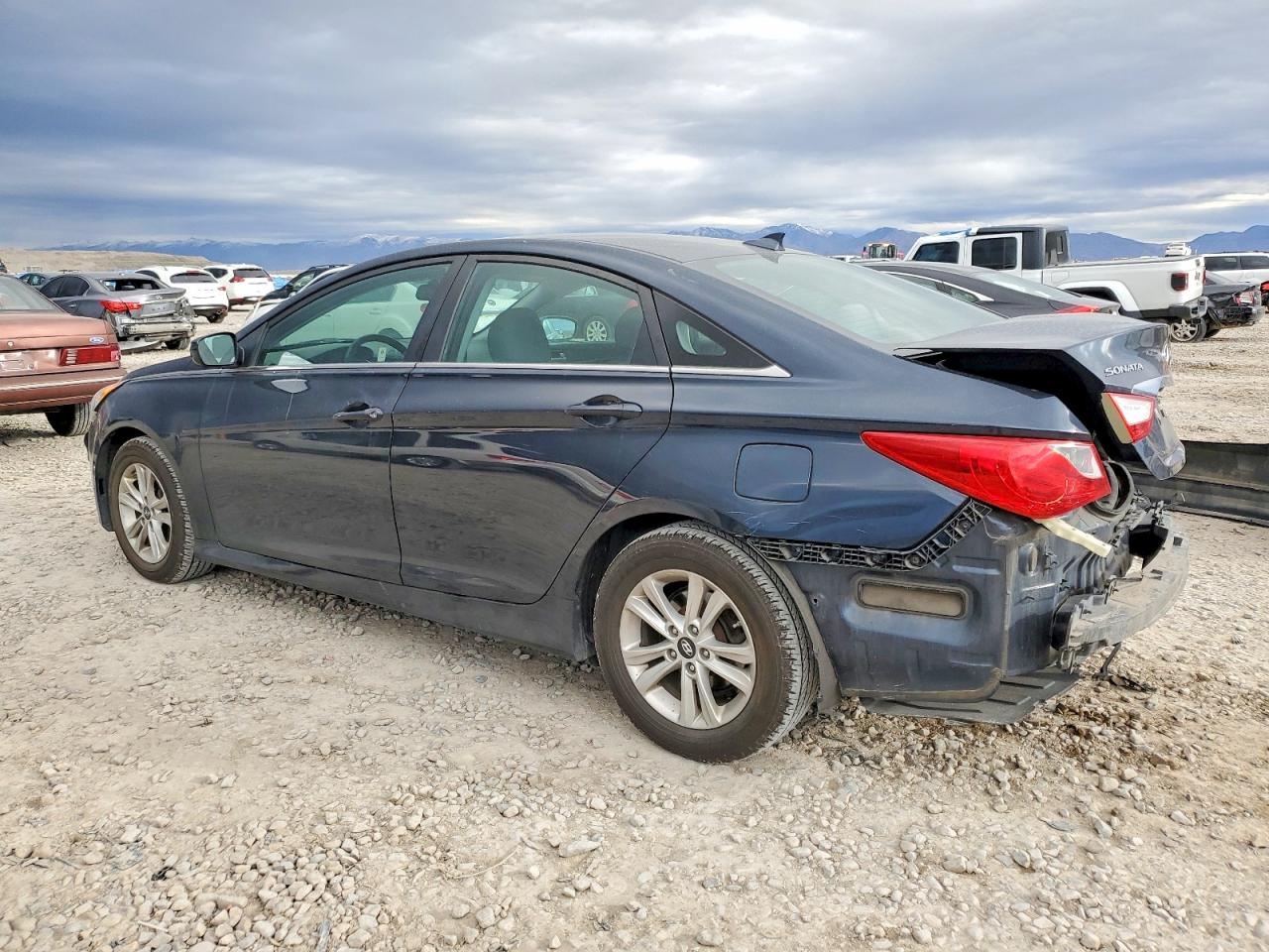 2014 HYUNDAI SONATA GLS photo 2