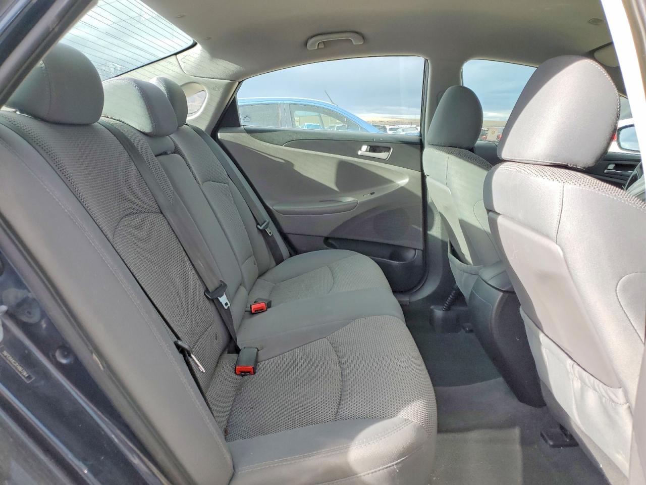 2014 HYUNDAI SONATA GLS photo 10