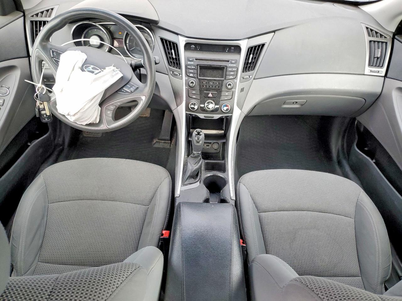 2014 HYUNDAI SONATA GLS photo 8