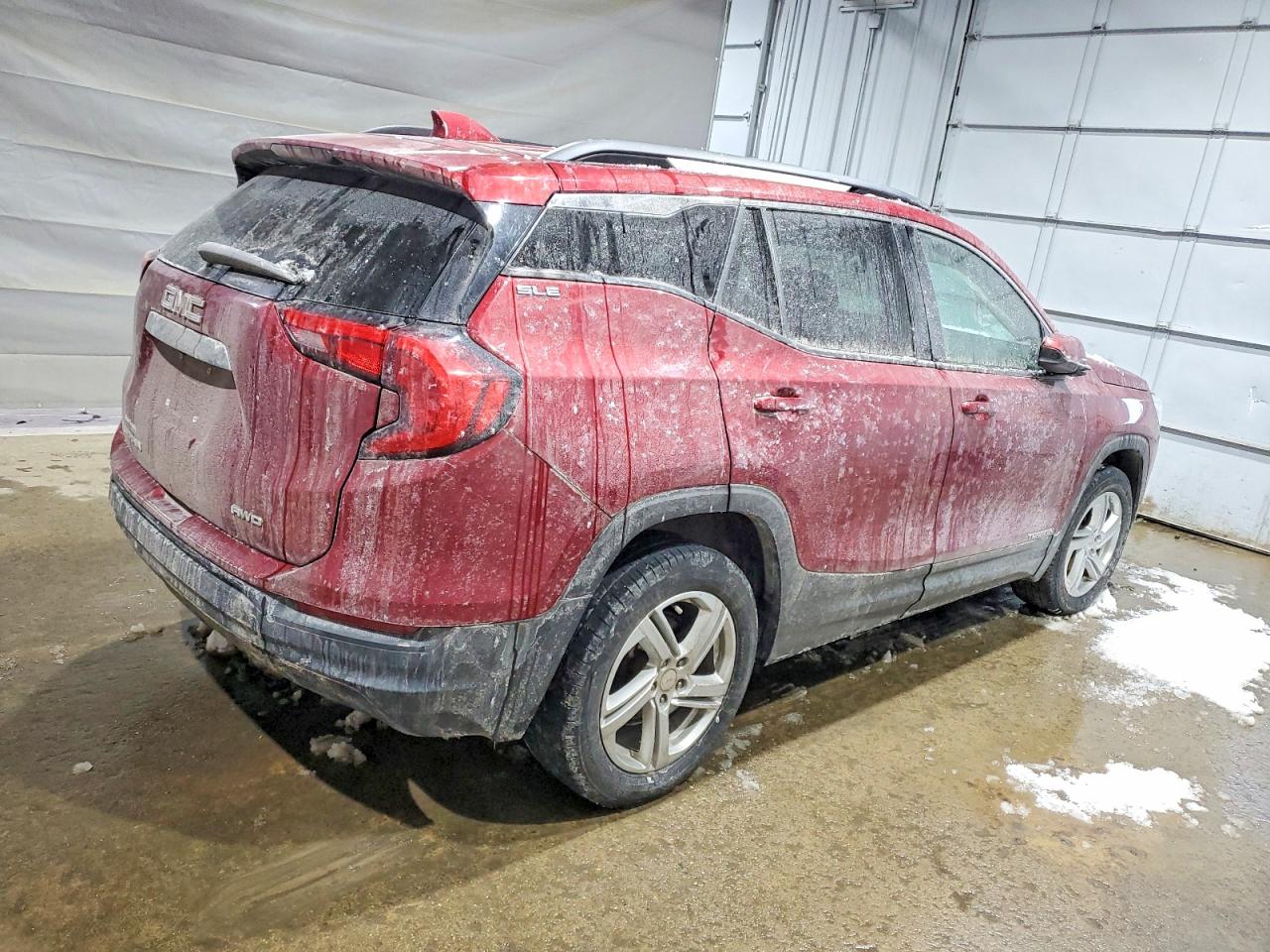 2018 GMC TERRAIN SLE photo 3