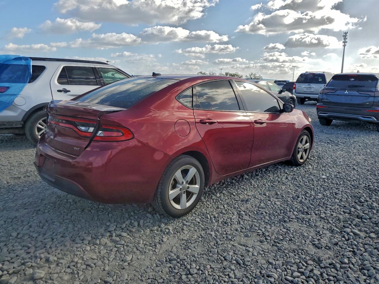 2015 DODGE DART SXT photo 3