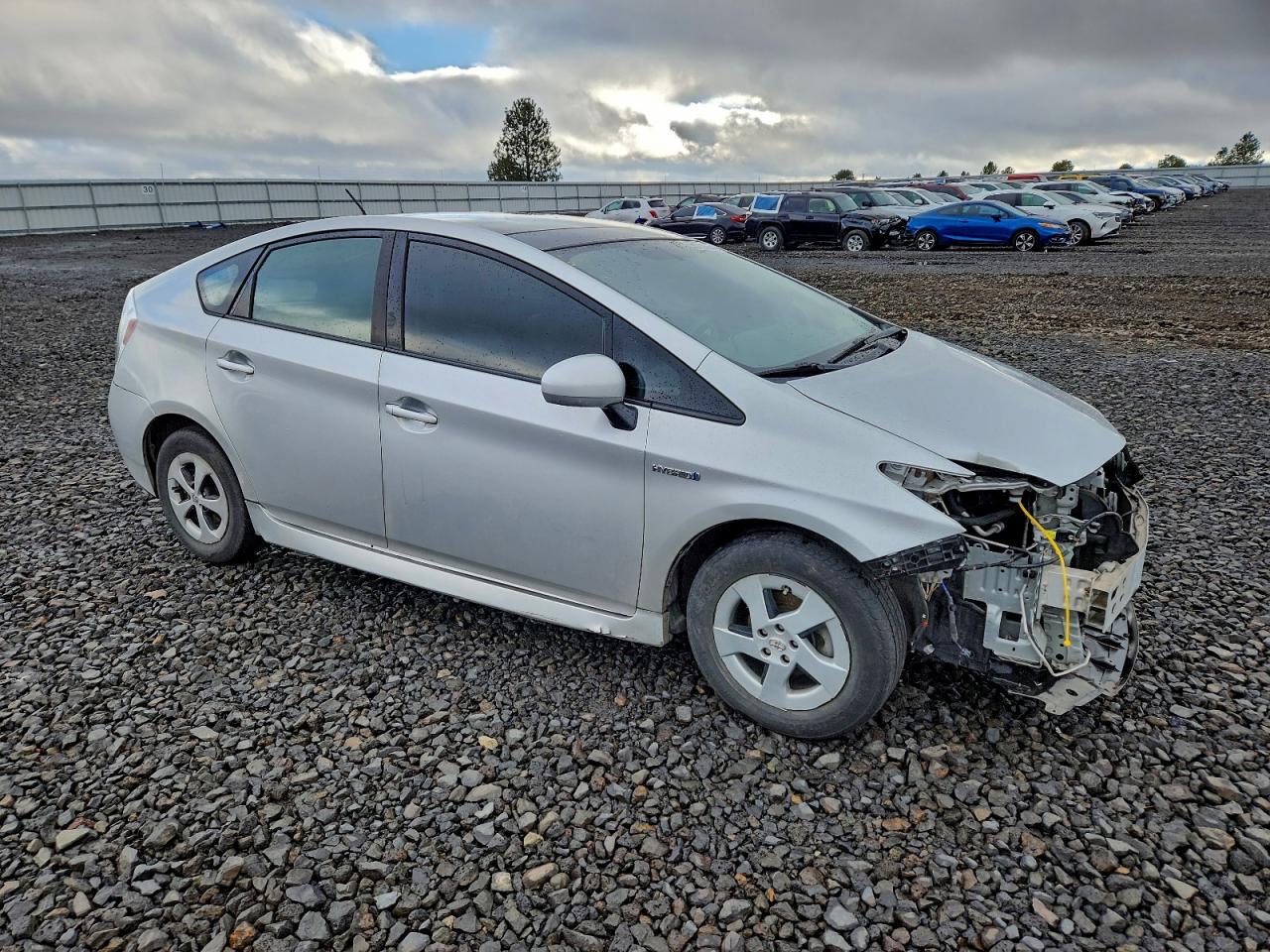 2012 TOYOTA PRIUS photo 4