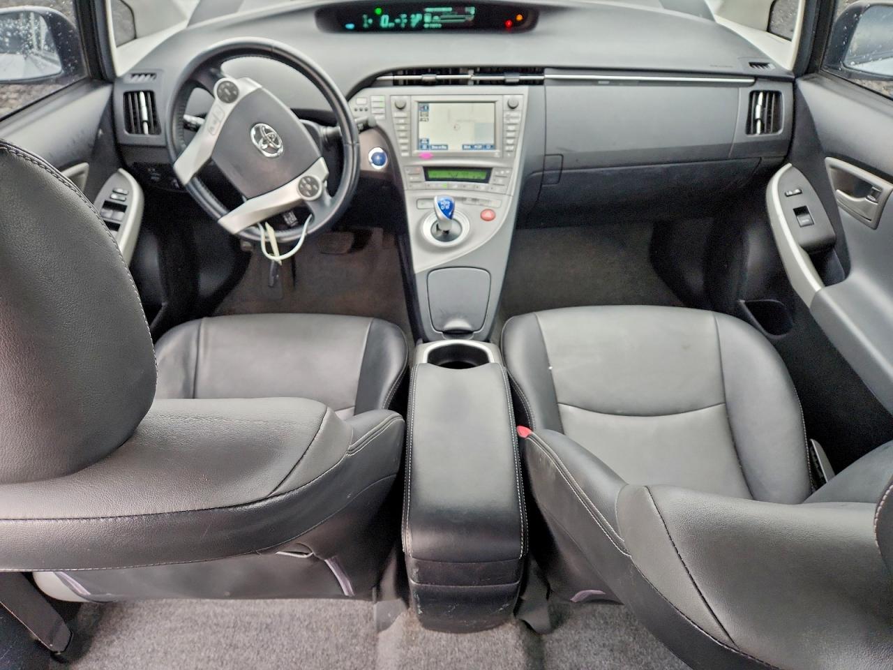 2012 TOYOTA PRIUS photo 8