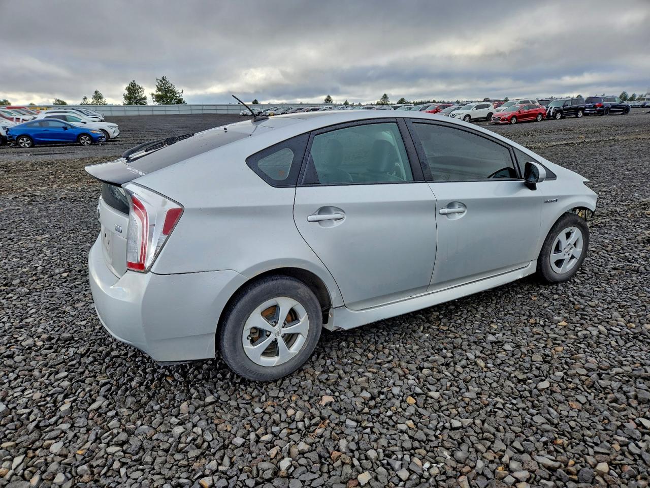2012 TOYOTA PRIUS photo 3