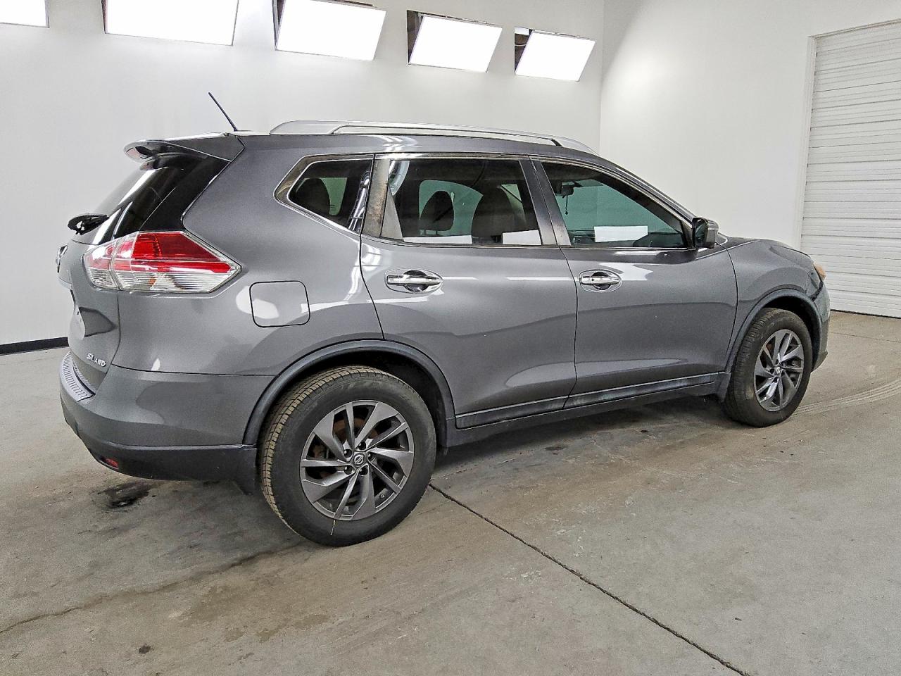 2016 NISSAN ROGUE S photo 3