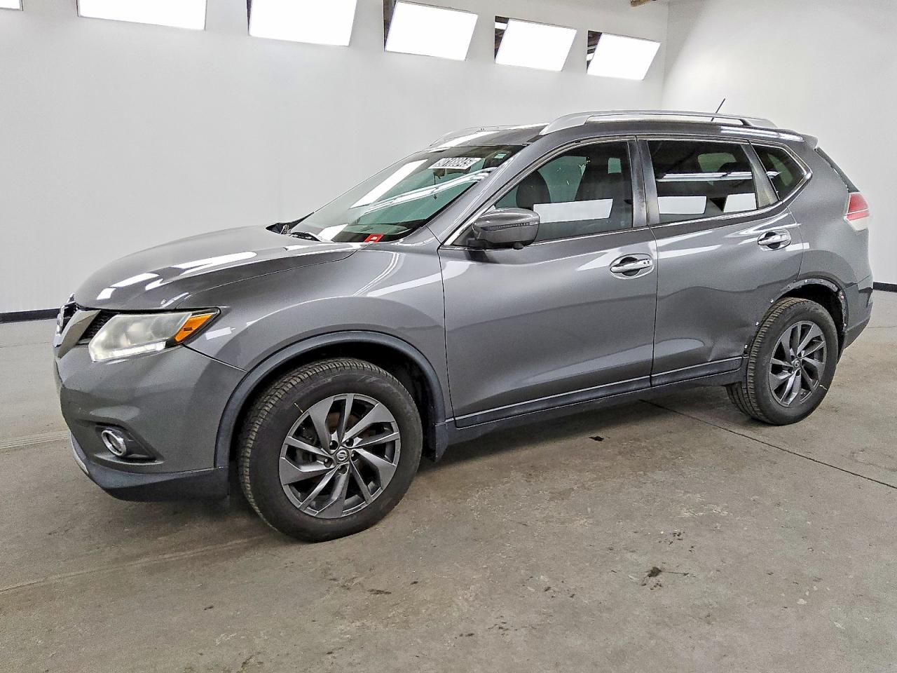 2016 NISSAN ROGUE