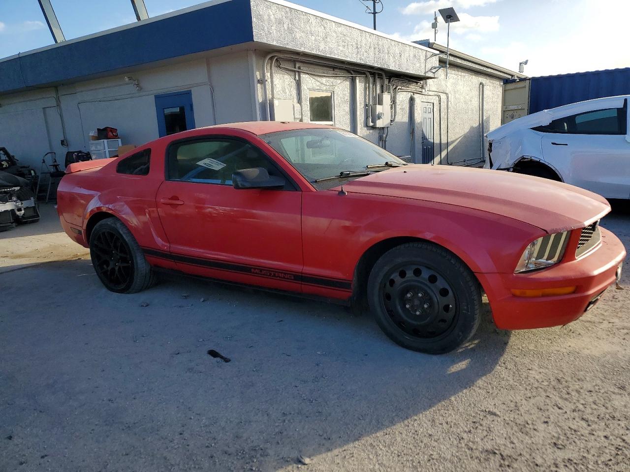 2008 FORD MUSTANG photo 7