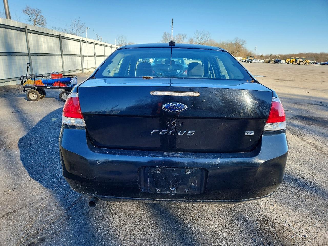 2008 FORD FOCUS photo 6