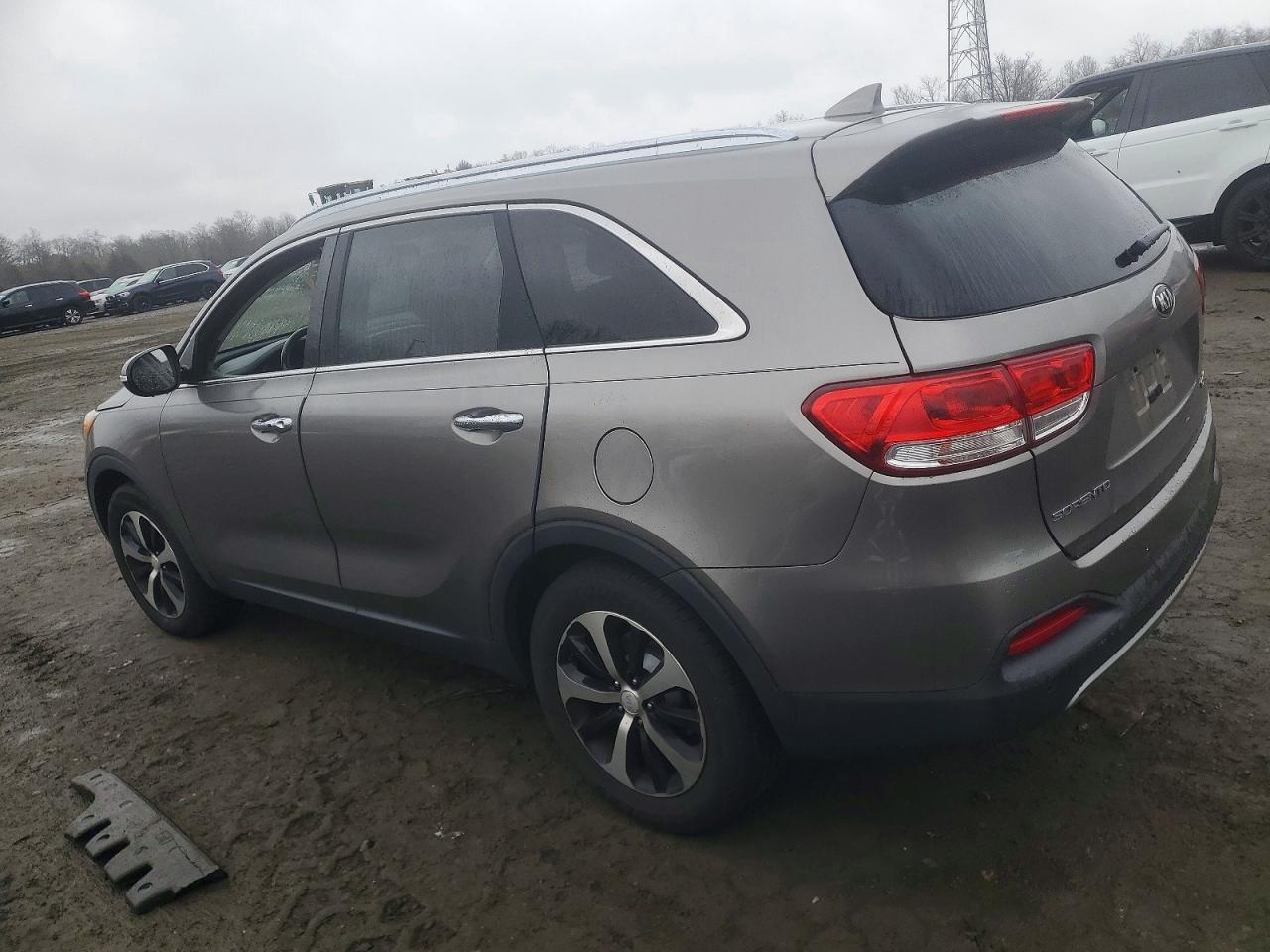 2016 KIA SORENTO EX photo 2