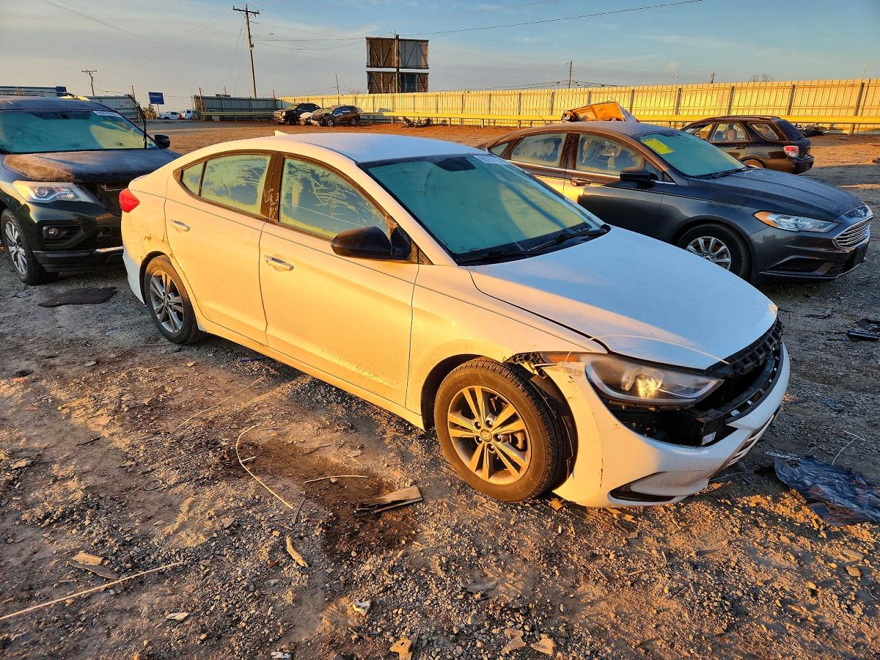 2017 HYUNDAI ELANTRA SE photo 4