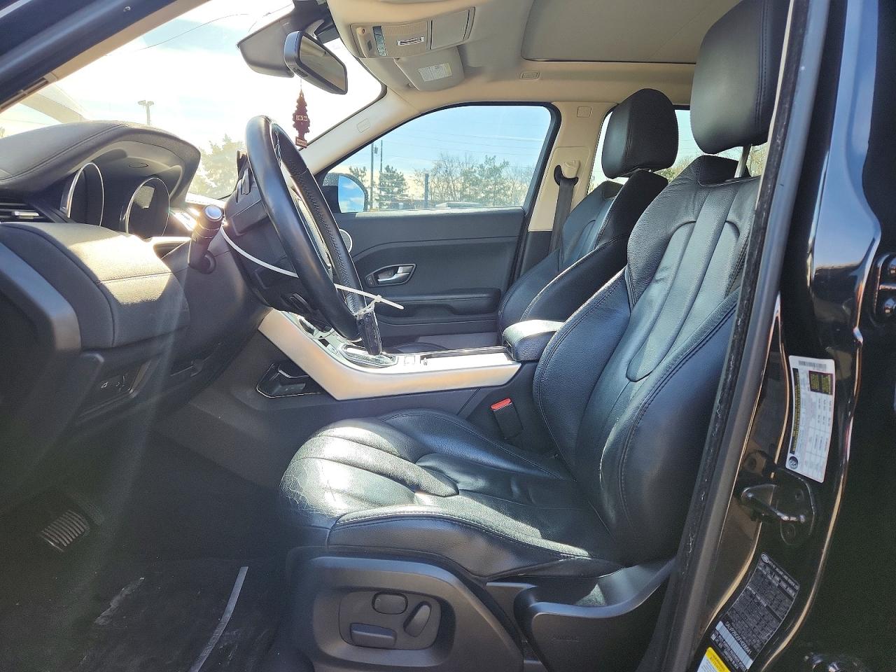 2015 LAND ROVER RANGE ROVER EVOQUE PURE PLUS photo 19