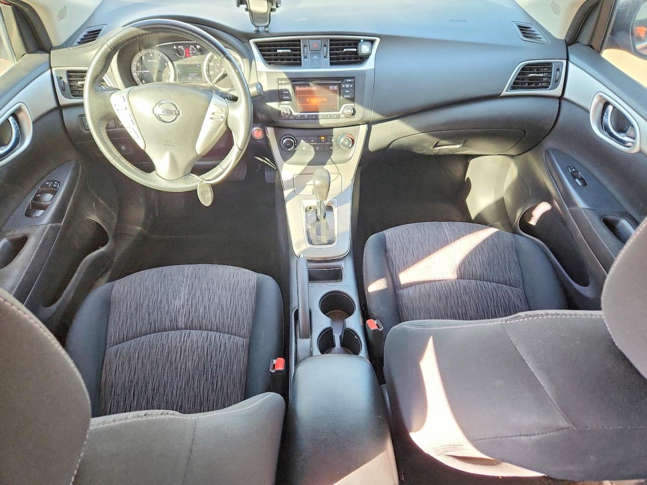 2015 NISSAN SENTRA S photo 8