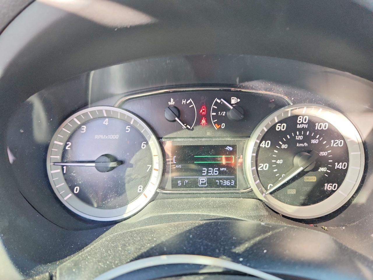 2015 NISSAN SENTRA S photo 9