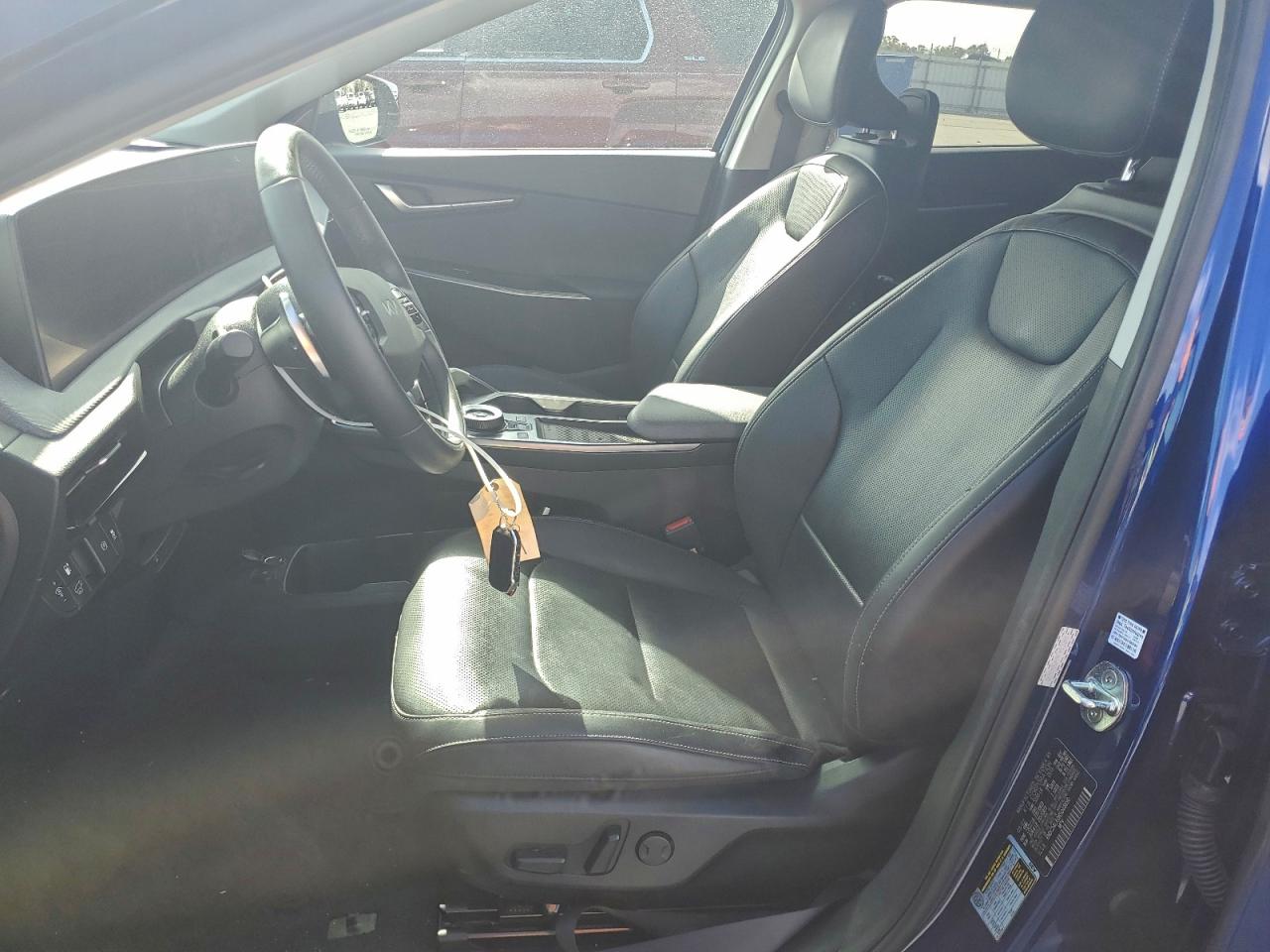 2022 KIA EV6 LIGHT photo 7