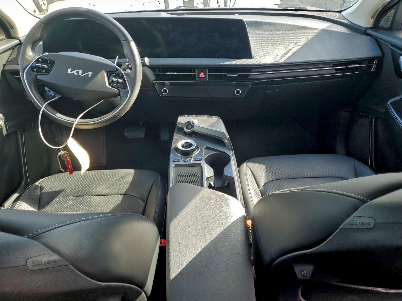 2022 KIA EV6 LIGHT photo 8