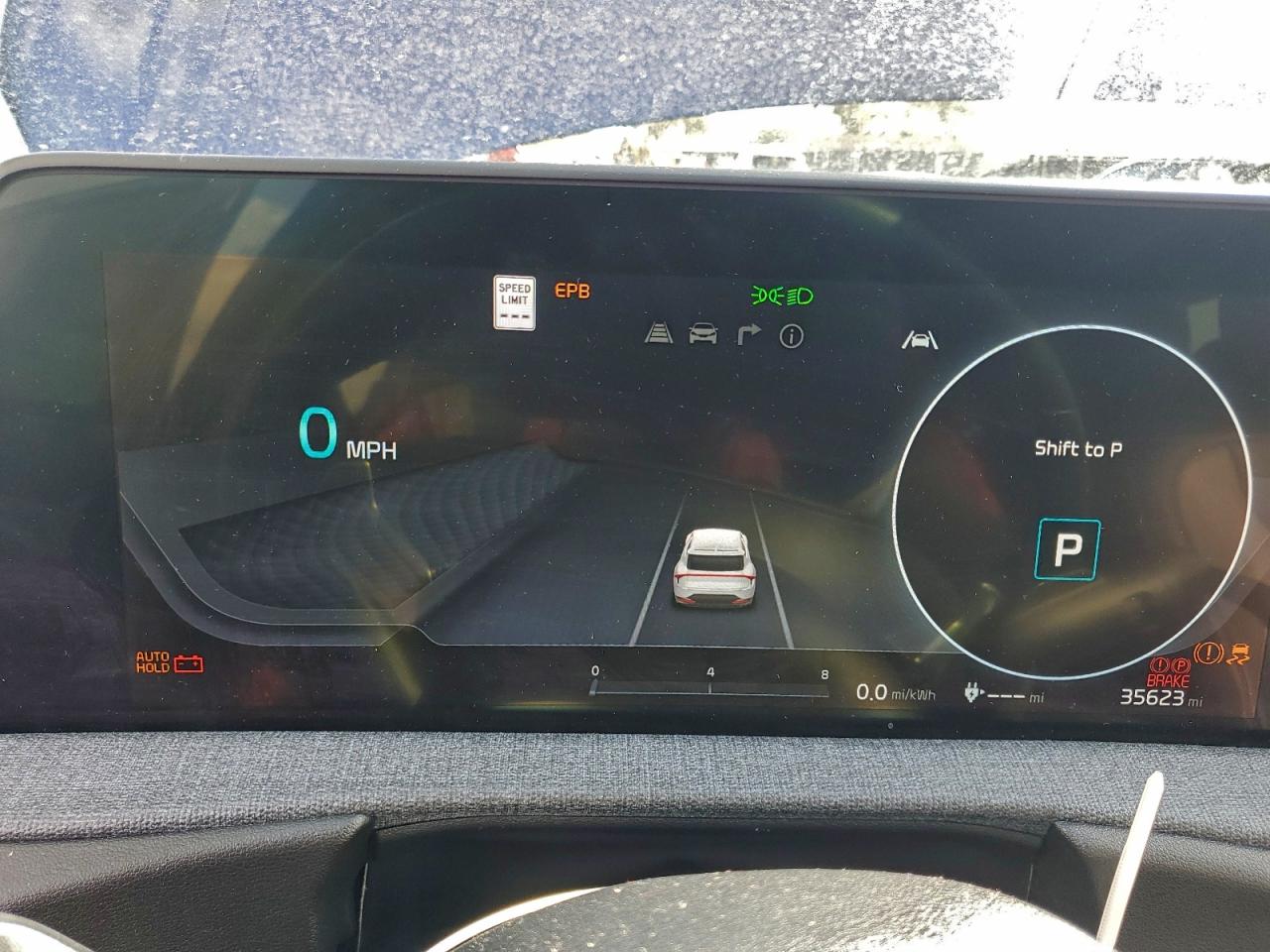 2022 KIA EV6 LIGHT photo 9