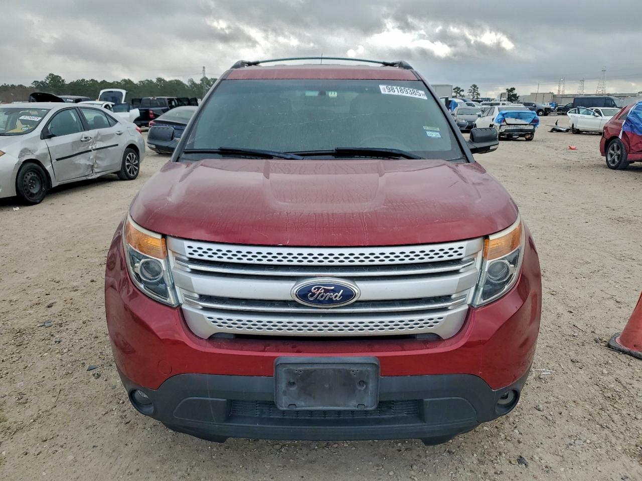 2013 FORD EXPLORER XLT photo 5