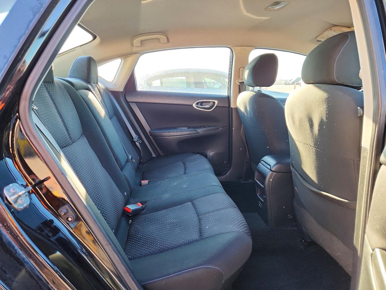 2019 NISSAN SENTRA S photo 10