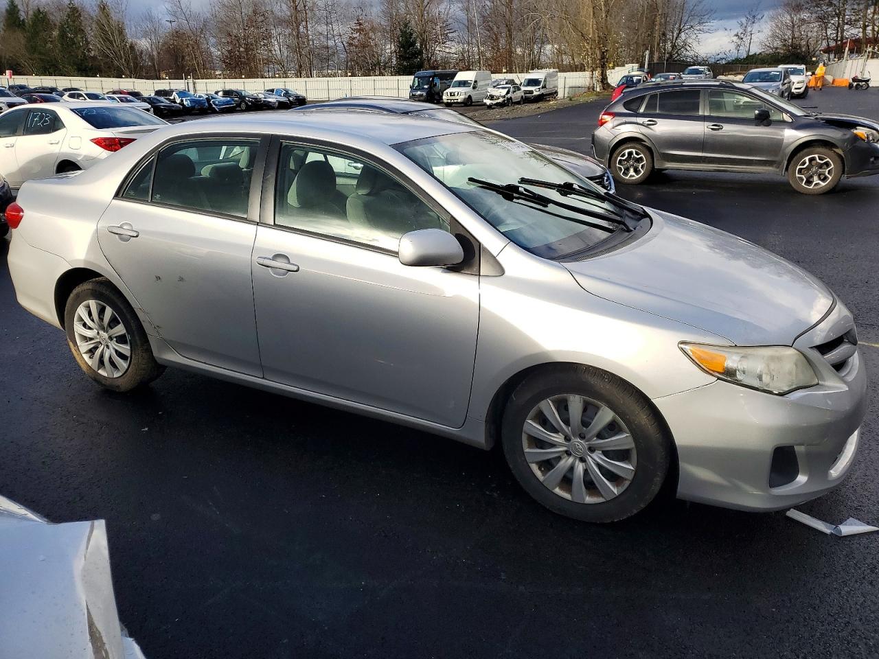 2012 TOYOTA COROLLA BASE photo 4