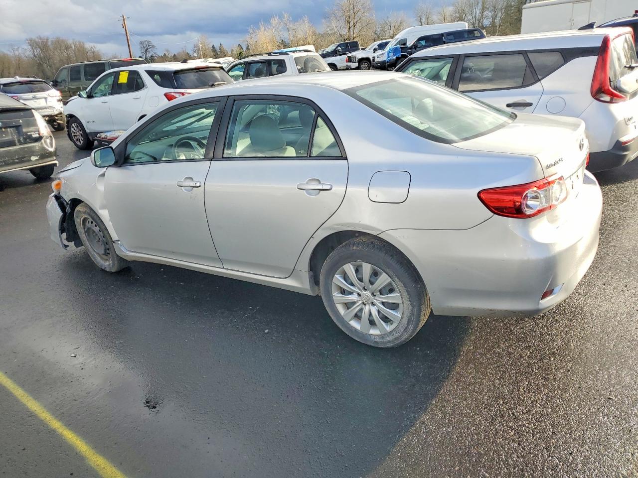 2012 TOYOTA COROLLA BASE photo 2