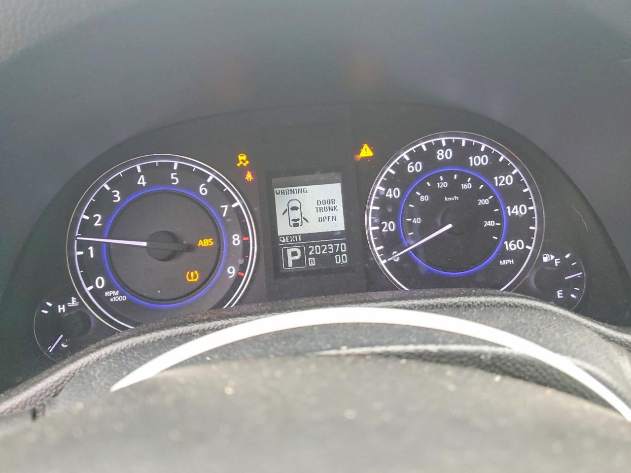 2012 INFINITI G37 BASE photo 17