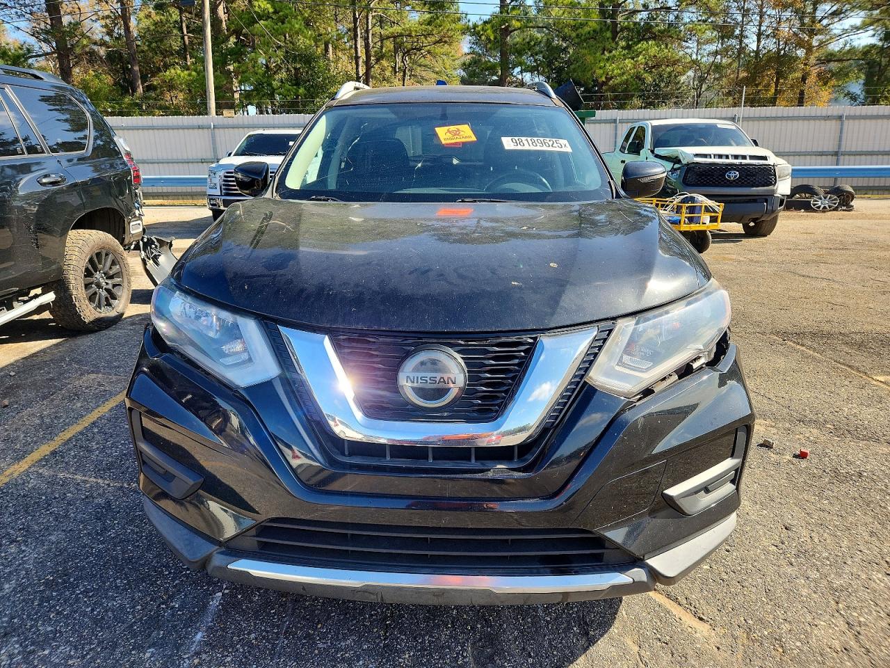 2018 NISSAN ROGUE S photo 5