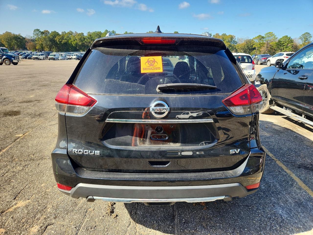 2018 NISSAN ROGUE S photo 6