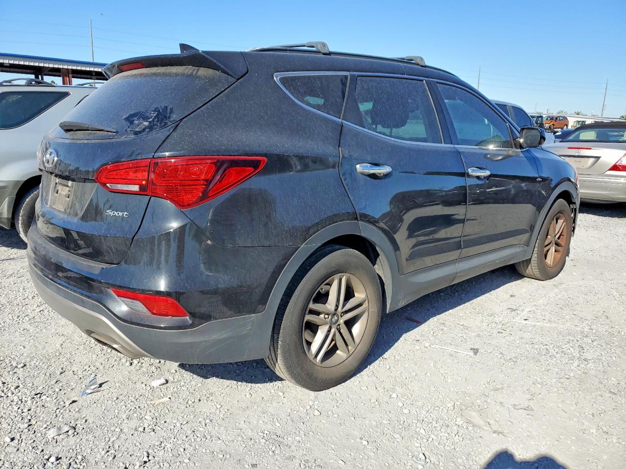 2017 HYUNDAI SANTA FE SPORT photo 3