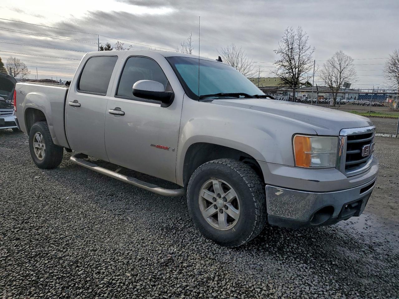 2007 GMC NEW SIERRA K1500 photo 4