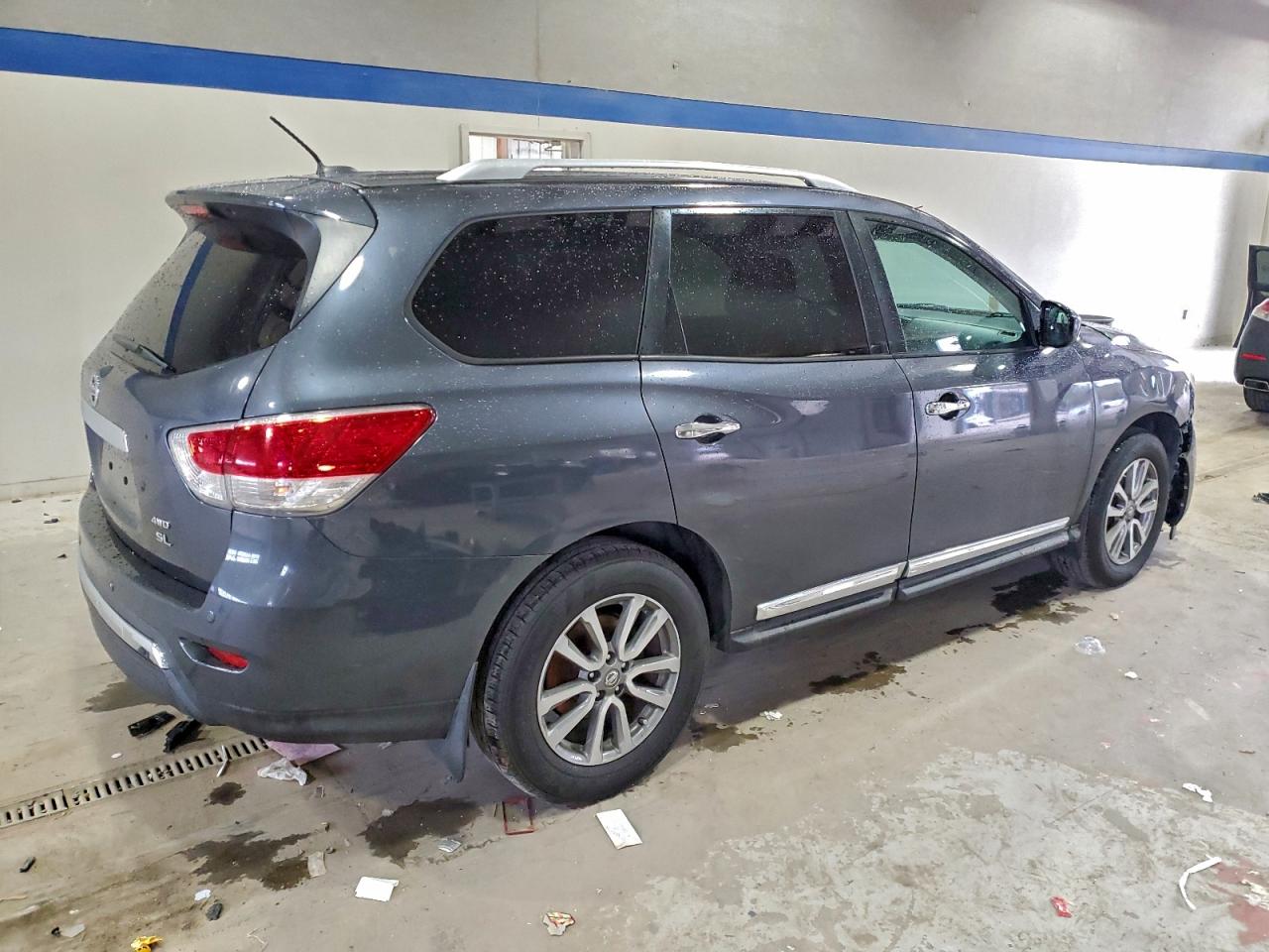 2013 NISSAN PATHFINDER S photo 3
