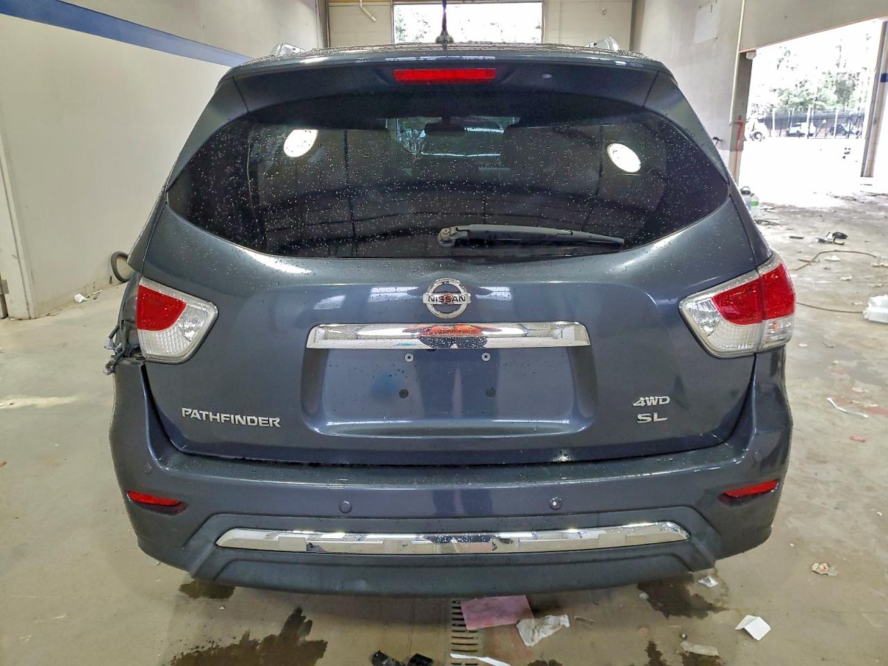 2013 NISSAN PATHFINDER S photo 6