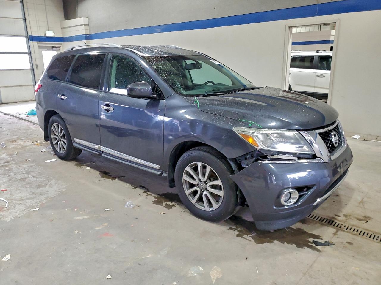 2013 NISSAN PATHFINDER S photo 4