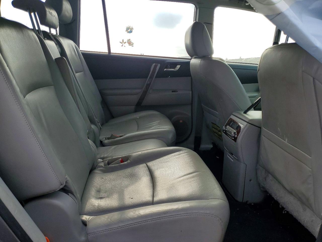 2013 TOYOTA HIGHLANDER HYBRID LIMITED photo 11