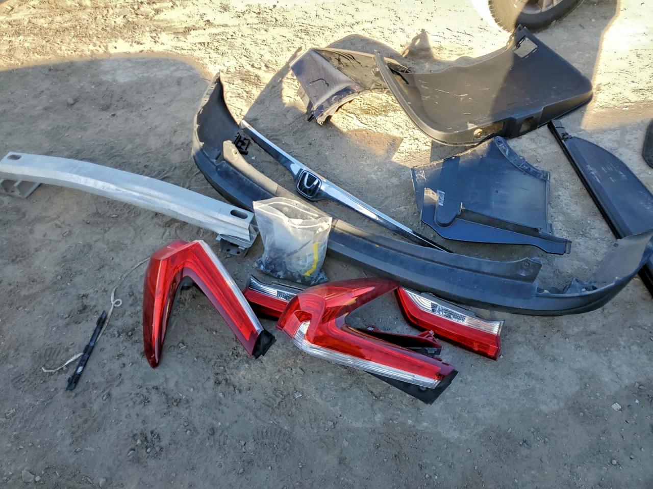 2017 HONDA CR-V EXL photo 12