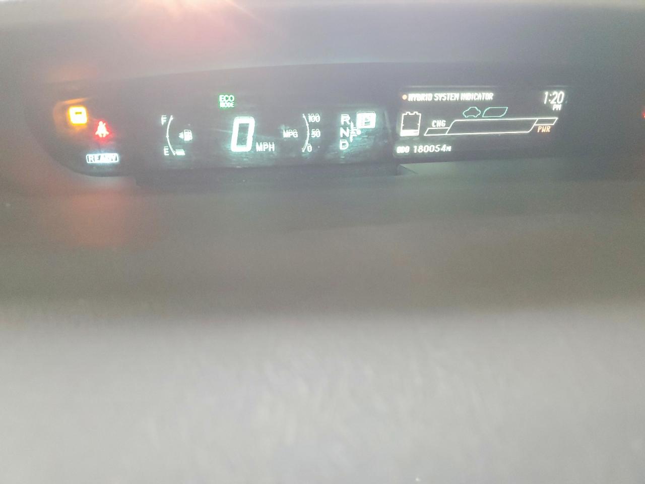 2014 TOYOTA PRIUS photo 9