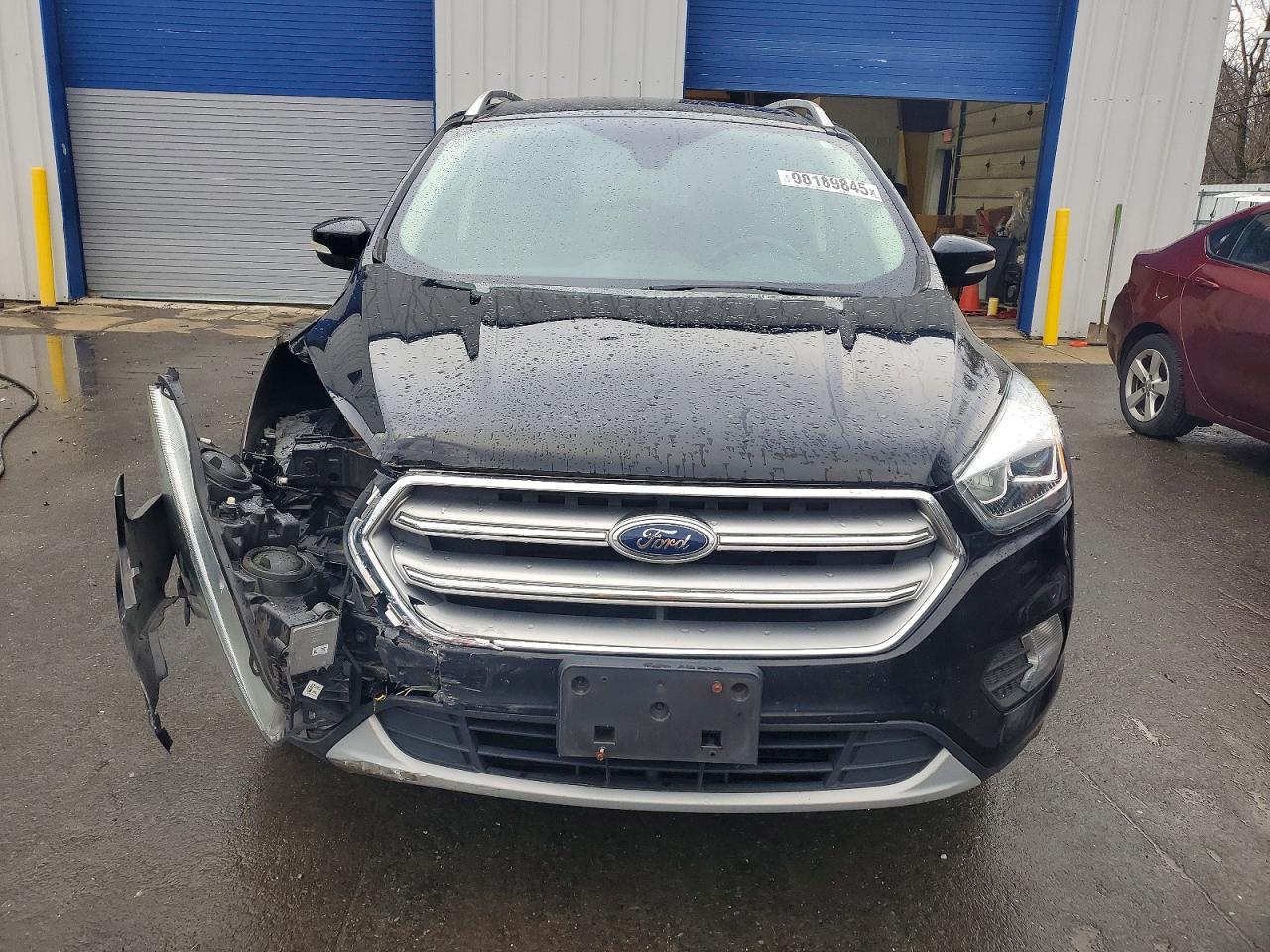 2017 FORD ESCAPE TITANIUM photo 5